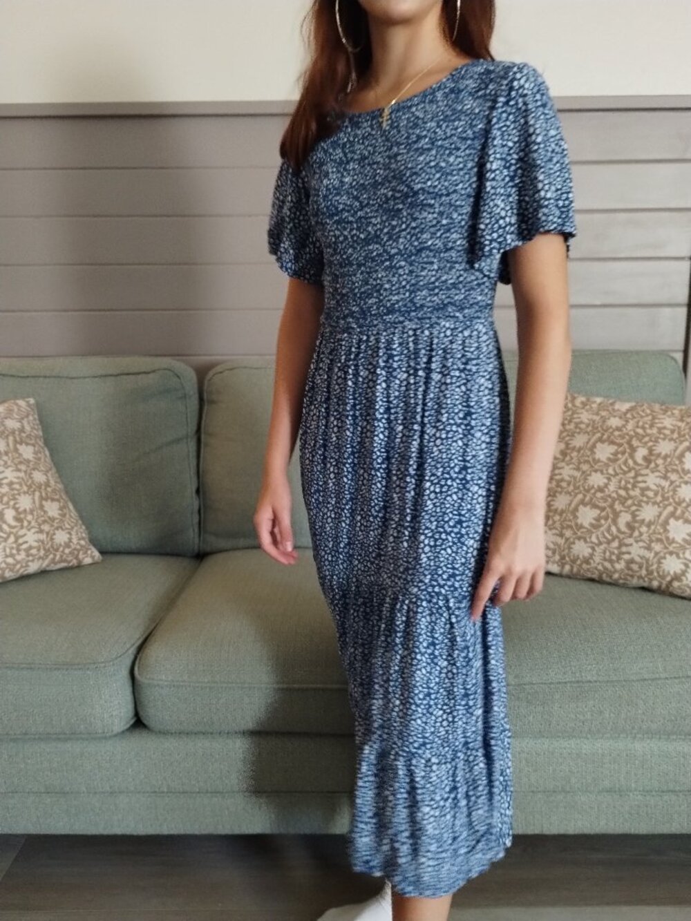 Zesica midi dress, size small